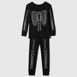 NWT Kids & babyGap 100% Organic Cotton Skeleton PJ Set - size 12-18 M